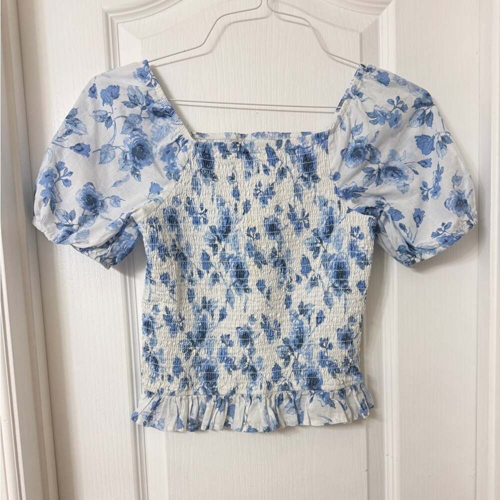 Art Class White Blue Floral Smocked Puff Sleeve Crop Top Size XL (14)